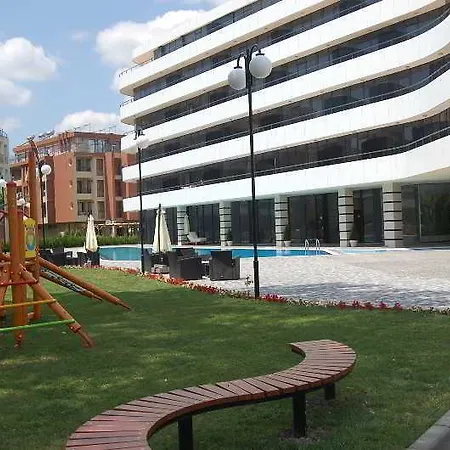 Boomerang - Sunny Hotell 3*