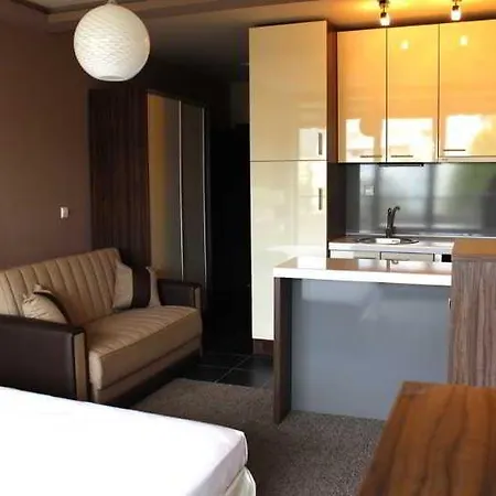 Hotell Boomerang - Sunny 3*