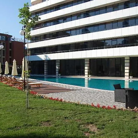 Hotell Boomerang - Sunny