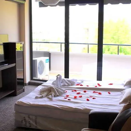 Boomerang - Sunny Hotel Sunny Beach