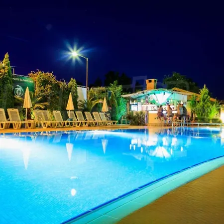 Hotel Boomerang - Sunny 3*