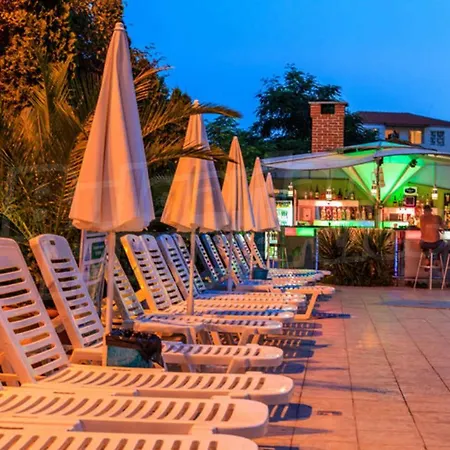 فندق Boomerang - Sunny ساني بيتش