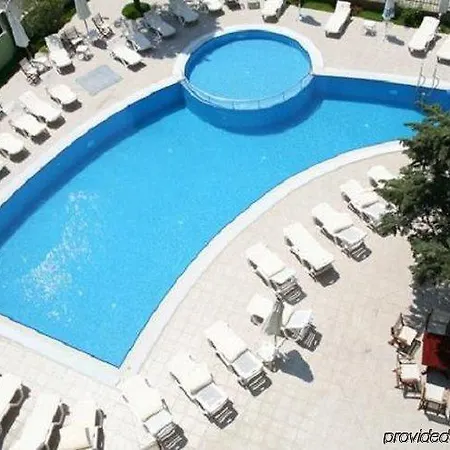 Boomerang - Sunny Отель