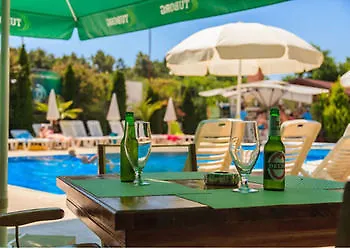 Boomerang - Sunny Hotel 3*