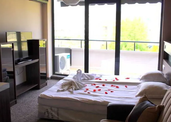 Boomerang - Sunny מלון סאני ביץ'