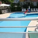 Szálloda Boomerang - Sunny 3*
